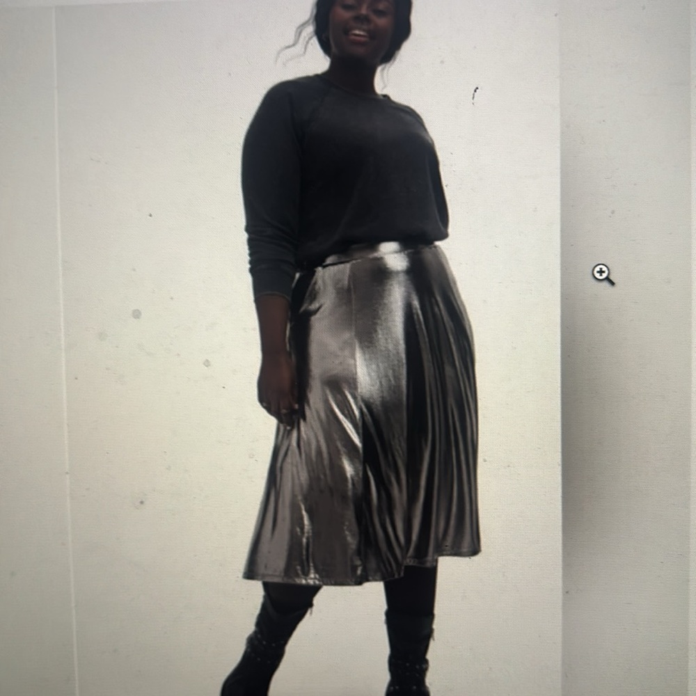 Torrid Metal Grey Liquid Shine Midi Skirt, Size 2, Women’s 2X - 18/20 - Picture 3 of 9